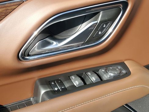 Used 2022 Chevrolet Tahoe High Country image 19