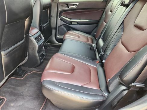 Used 2022 Ford Edge Titanium w/ Equipment Group 301A AWD/4WD image 30