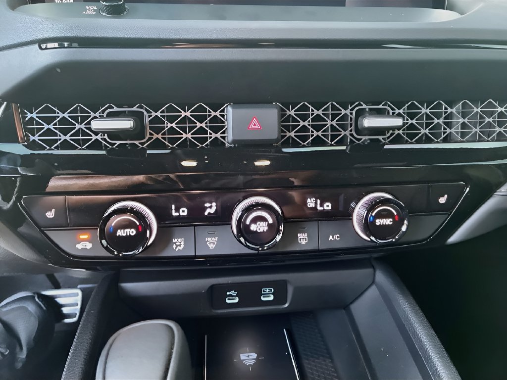 Used 2025 Honda Accord Sport image 19