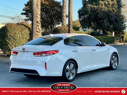 Used 2017 Kia Optima EX image 6
