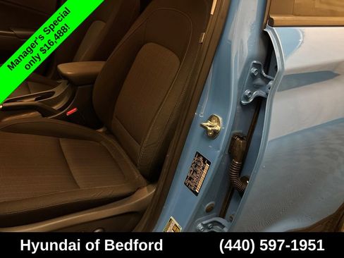 Used 2023 Hyundai Kona SEL FWD image 11