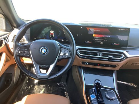Used 2023 BMW i4 eDrive40 w/ Premium Package RWD image 11