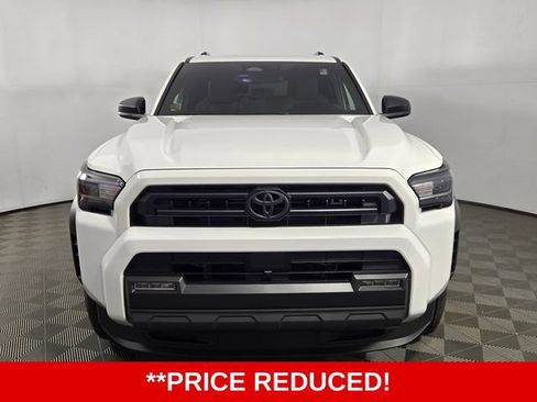 Used 2026 Toyota 4Runner SR5 AWD/4WD image 2