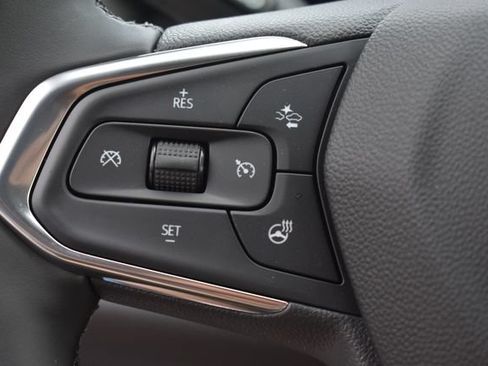 New 2026 Chevrolet Trax LT w/ LT Convenience Package FWD image 24