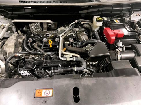 Used 2024 Mitsubishi Outlander SE image 29