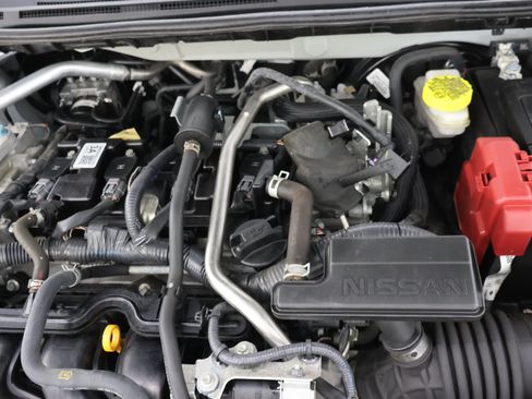 Used 2024 Nissan Sentra SV FWD image 17