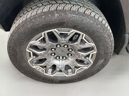 Used 2024 GMC Hummer EV 3X AWD/4WD image 34