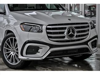 New 2026 Mercedes-Benz GLS 580 4MATIC video 2