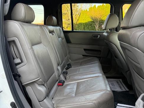Used 2010 Honda Pilot EX-L image 14