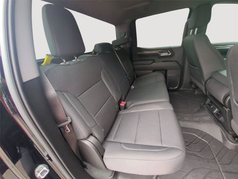 Used 2024 Chevrolet Silverado 1500 LT AWD/4WD image 31