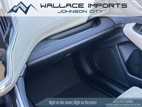 Used 2020 Subaru Outback Premium image 21