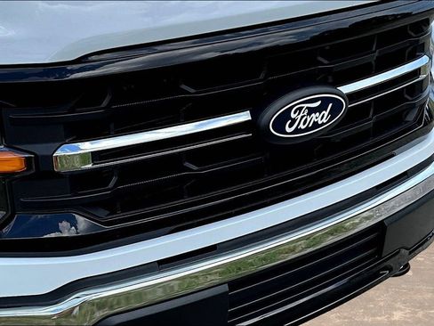 Used 2025 Ford F150 XLT w/ Equipment Group 301A Standard AWD/4WD image 35