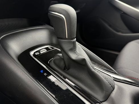 Used 2025 Toyota Corolla SE FWD image 19