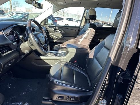 Used 2021 Chevrolet Traverse High Country w/ LPO, Floor Liner Package image 27