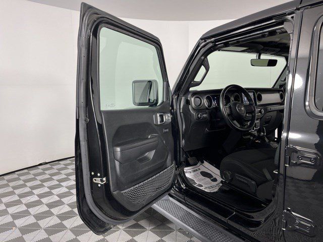 Used 2022 Jeep Wrangler Unlimited Sport AWD/4WD image 14