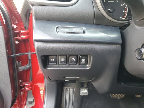 Certified 2023 Nissan Maxima Platinum w/ Sport Mat Group FWD image 25