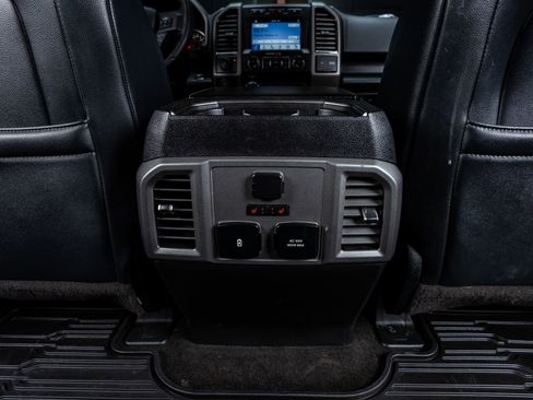 Used 2018 Ford F150 Raptor w/ Equipment Group 802A Luxury image 29