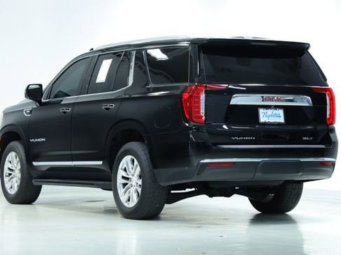 Used 2021 GMC Yukon SLT w/ SLT Premium Package image 6