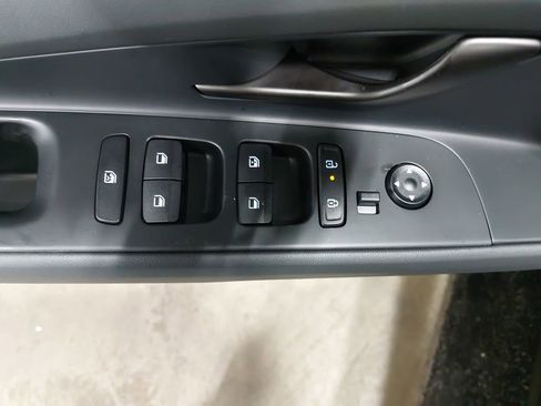 New 2026 Hyundai Elantra Sport image 27