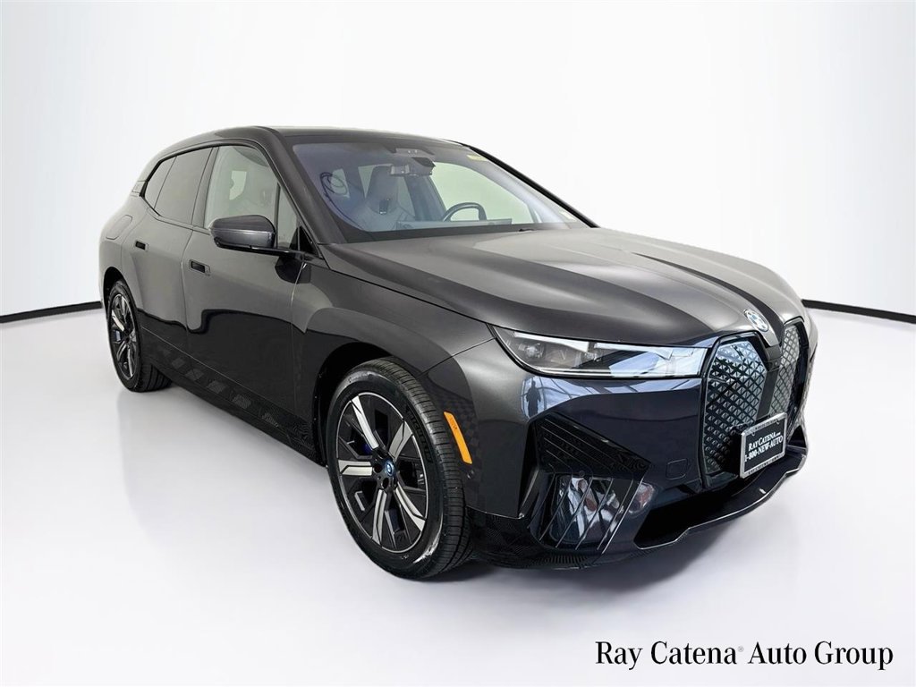 Used 2024 BMW iX xDrive50 w/ Premium Package AWD/4WD image 1