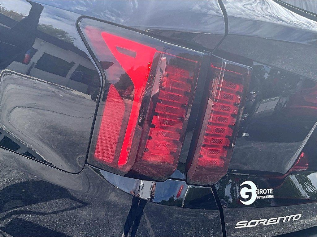Used 2023 Kia Sorento X-Line EX AWD/4WD image 32