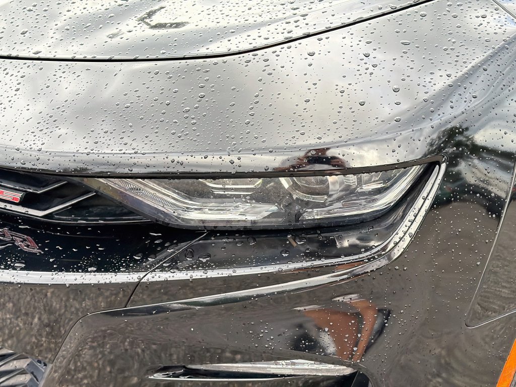 Used 2020 Chevrolet Camaro SS RWD image 9