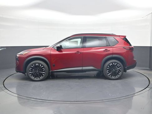 Certified 2026 Nissan Rogue Dark Armor FWD image 5