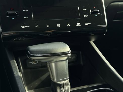 Used 2022 Hyundai Tucson SEL w/ Convenience + Premium Package image 19