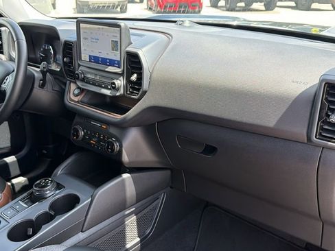 Used 2024 Ford Bronco Sport Outer Banks w/ Tech Package AWD/4WD image 33