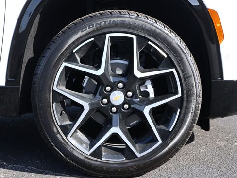 New 2026 Chevrolet Traverse High Country w/ LPO, Floor Liner Package AWD/4WD image 29