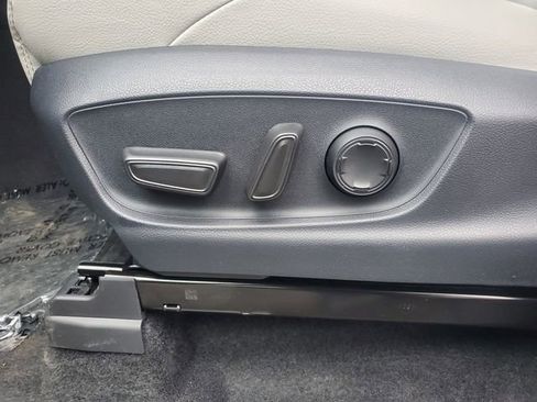 New 2026 Toyota Tacoma Limited image 20