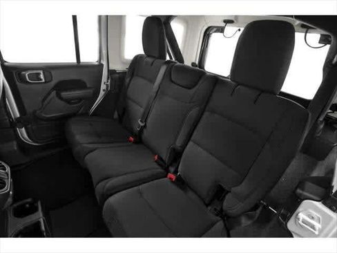 Used 2023 Jeep Wrangler Unlimited Sport AWD/4WD image 9