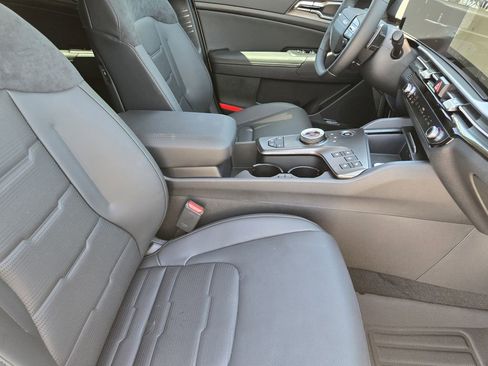New 2026 Kia Sportage SX Prestige AWD/4WD image 11