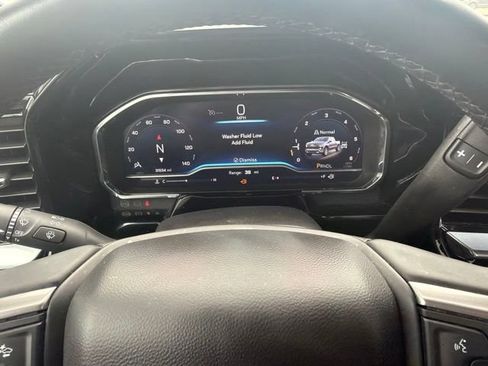 Used 2023 Chevrolet Silverado 1500 LT AWD/4WD image 53