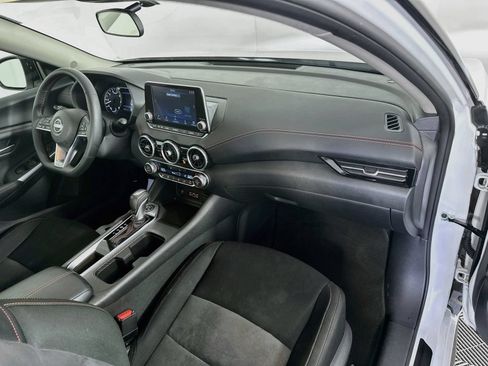 Used 2025 Nissan Sentra SR w/ Midnight Edition FWD image 27