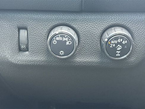 Used 2021 Chevrolet Colorado ZR2 image 30