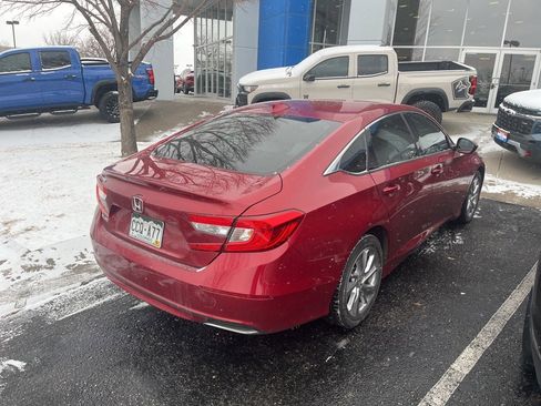 Used 2019 Honda Accord LX image 3