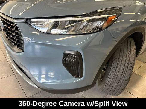 Used 2023 Ford Escape Active w/ Tech Pack #2 AWD/4WD image 17
