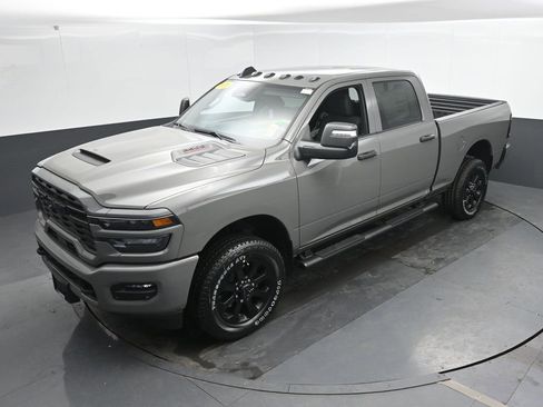 New 2026 RAM 2500 Tradesman AWD/4WD image 36