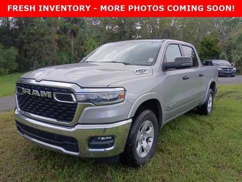 Used 2025 RAM 1500 Big Horn AWD/4WD image 1