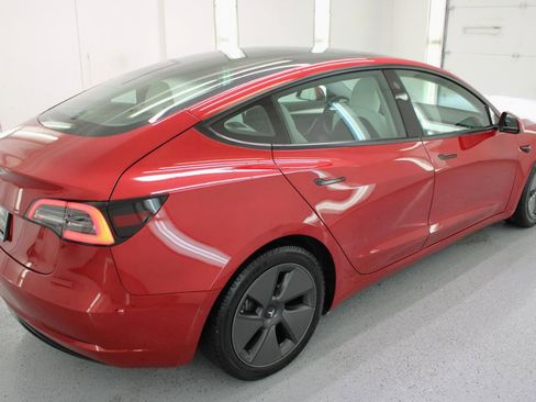 Used 2021 Tesla Model 3 Standard Range Plus RWD image 10