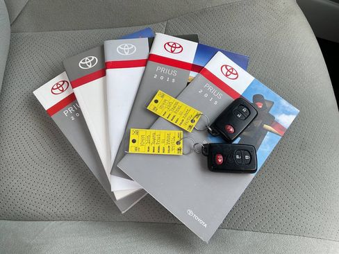 Used 2015 Toyota Prius Three FWD image 43