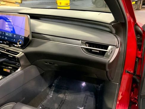 Certified 2025 Lexus RX 450h Luxury image 18