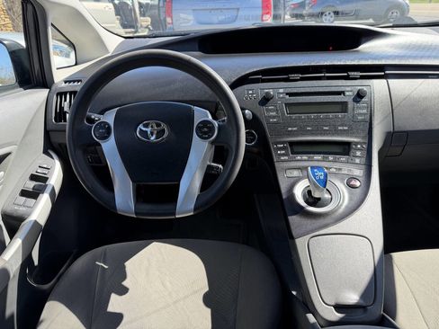 Used 2011 Toyota Prius Two image 6