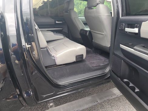 Used 2014 Toyota Tundra Limited image 31