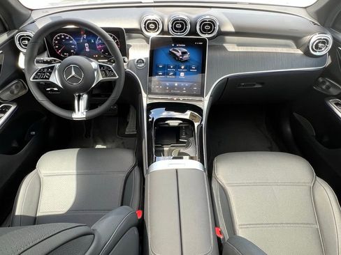 Certified 2025 Mercedes-Benz GLC 300 GLC 300 image 25