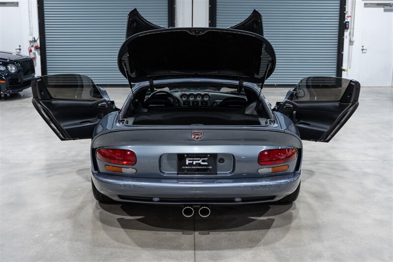 Used 2000 Dodge Viper GTS RWD image 40