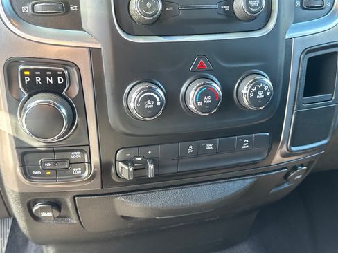 Used 2022 RAM 1500 Classic Warlock AWD/4WD image 10
