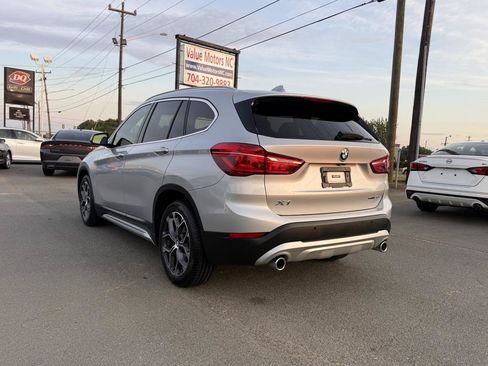 Used 2020 BMW X1 xDrive28i w/ Convenience Package AWD/4WD image 4