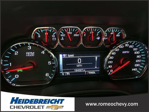 Used 2020 Chevrolet Suburban LT w/ Luxury Package AWD/4WD image 22